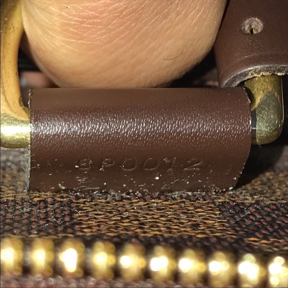 Authentic Lv Damier Ebene Pegase 55 rolling case - Picture 7 of 7